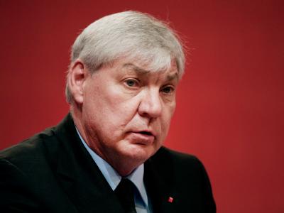 Der DGB-Vorsitzende Michael Sommer kritisiert die Sparpläne der Bundesregierung. Michael Sommer