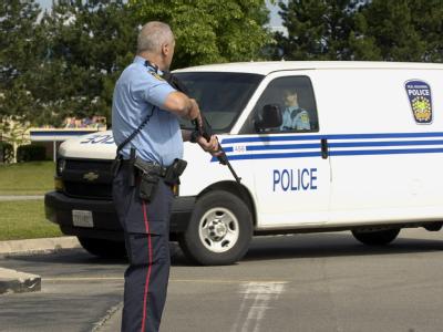 In Edmonton hat ein Bewaffneter acht Menschen als Geiseln genommen. (Archivbild) Kanadische Polizei