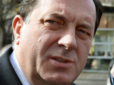 Regierungschef der serbischen Landeshälfte. Milorad Dodik (Archivbild) Serben-Führer: Auflösung Bosniens möglich