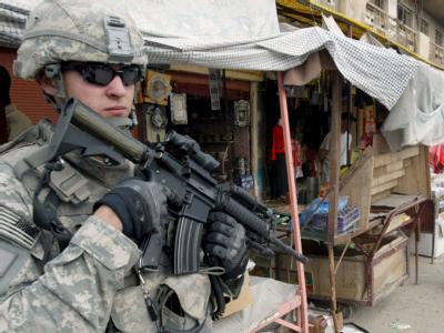 Die USA werden den Abzug ihrer Truppen aus dem Irak nicht verschieben. (Archivbild) US-Soldat im Irak