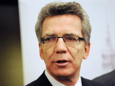 Bundesinnenminister Thomas de Maizière: «Noch kein Grund zur Entwarnung.» Thomas de Maizière