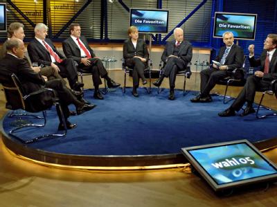 Angela Merkel, hier bei «Die Favoriten - Spitzenpolitiker im Kreuzverhör», hat schon Erfahrung mit Fernsehduellen. Bild: MDR/Marcel Mettelsiefen, Archiv Fernsehduell 2005