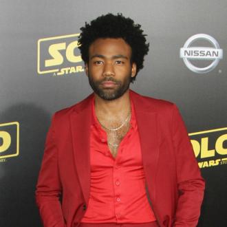 Der Rapper gewann gleich vier Trophäen bei der Musikpreisverleihung, u.a. den Award für die 'Beste Aufnahme'. Donald Glover alias Childish Gambino