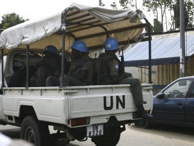UN-Soldaten patrouillieren in Abidjan. Patrouille