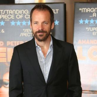 Der Schauspieler ist das neue Mitglied im Ensemble des Films 'The Batman'. Welche Rolle er übernimmt, ist allerdings noch nicht bestätigt. Peter Sarsgaard