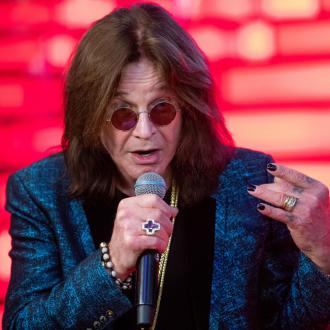 Die zwei Musiker rocken wieder zusammen. Manson wird seinen Kumpel bei dessen Tour in Nordamerika unterstützen. Ozzy Osbourne