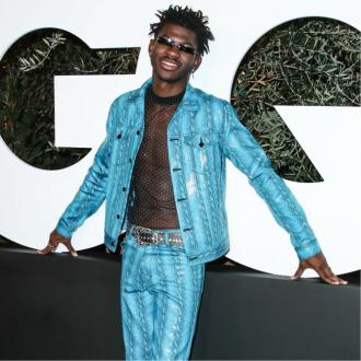 Der 'Old Town Road'-Rapper gibt zu, dass er negativen Kommentaren viel Bedeutung zumisst. Lil Nas X