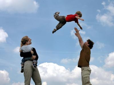 In Krisenzeiten werden Familien immer wichtiger. Familienglück