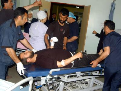 Mit Schüssen in ein türkisches Flüchtlingslager hat Syrien nach Ansicht der Regierung in Ankara eine rote Linie überschritten. Foto: Hasan Ozkal Schüsse auf türkisches Flüchtlingslager