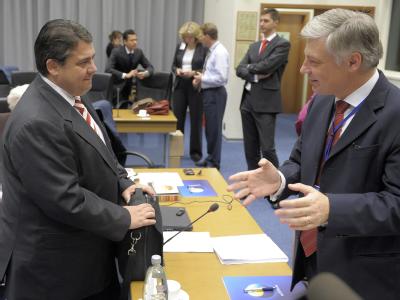 Sigmar Gabriel und der luxemburgische Umweltminister Claude Wiseler bei der EU-Umweltkonferenz. Gabriel und Wiseler