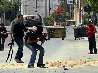 Kämpfe zwischen Hamas und Fatah im Gazastreifen (Archivbild vom 13.7.2007). Kämpfe zwischen Palästinensern