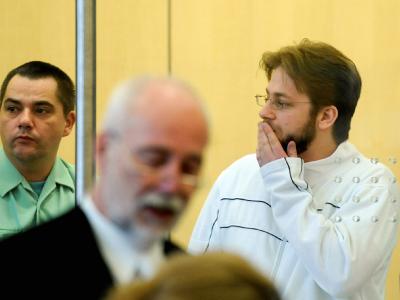 Die Angeklagten im sogenannten Sauerland-Prozess wurden zu langen Haftstrafen verurteilt. Rädelsführer Fritz Gelowicz muss 12 Jahre hinter Gitter. Fritz Gelowicz