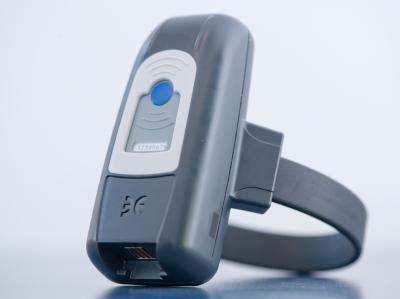 Eine elektronische Fußfessel mit integriertem GPS-Sender. Elektronische Fußfessel
