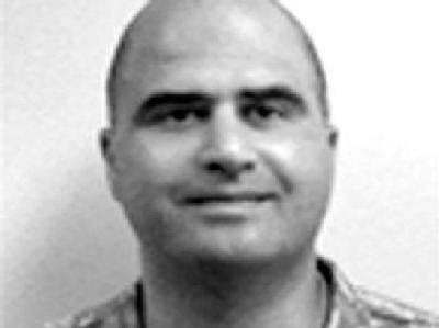Drei Wochen vor Beginn seines Irak-Einsatzes hat ein Militär-Psychiater auf dem größten Militärstützpunkt in den USA ein Blutbad angerichtet. US-Militärpsychiater läuft Amok