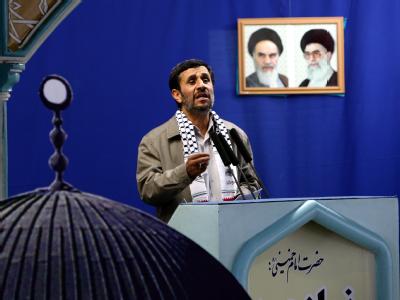 Die Entscheidung über einen zukünftigen Palästinenserstaat werde allein von den Palästinensern getroffen «und nicht in Washington, London oder Paris», so Irans Präsident Ahmadinedschad. Mahmud Ahmadinedschad