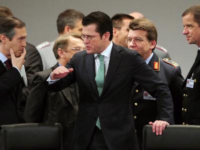 Bundesverteidigungsminister Karl-Theodor zu Guttenberg empfängt die Verteidigungsminister und Generalstabschefs der Truppensteller für Nordafghanistan. Guttenberg