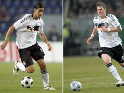 Kombo der beiden Fußballnationalspieler Sami Khedira (l) und Bastian Schweinsteiger (Archivfoto von 2008/2009). Sami Khedira und Bastian Schweinsteiger