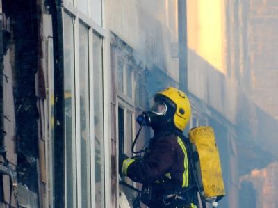 Im Südlondoner Stadtteil Peckham hat ein Großbrand gewütet. Großbrand in London