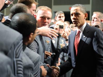 Barack Obama nach seiner Grundsatzrede in der Militärakademie West Point. Obama in West Point