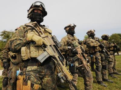 Angehörige der Bundeswehr-Elite-Einheit KSK bei einer Übung im unterfränkischen Hammelburg. (Archivbild) KSK-Training