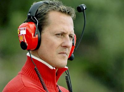 Michael Schumacher in Ferrari-Rot: Die italienischen Fans nehmen ihm das Comeback bei Mercedes übel. Schumi in Ferrari-Rot