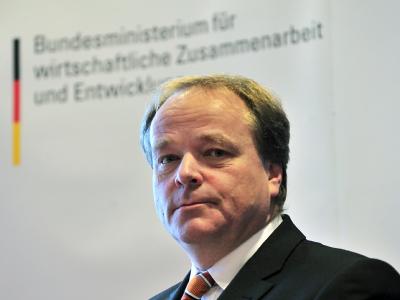 Dirk Niebel hält das international vereinbarte Ziel, die Entwicklungshilfe bis 2015 auf 0,7 Prozent des Bruttonationaleinkommens zu erhöhen, für «sehr sportlich». Bundesentwicklungsminister Niebel