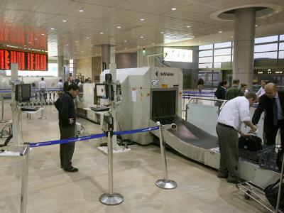 Israels internationaler Flughafen Ben Gurion gilt als einer der sichersten der Welt. Israels Flughafen Ben Gurion