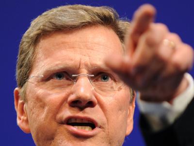 Guido Westerwelle, der Vorsitzende der FDP und Bundesaußenminister, spricht in Stuttgart beim Dreikönigstreffen der FDP. Westerwelle