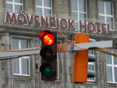 Mövenpick gehört einem der reichsten Deutschen, Baron von Finck. Rote Ampel