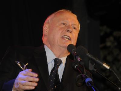 Linksparteichef Oskar Lafontaine spricht beim Neujahrsempfang der Linkspartei in Saarbrücken. Oskar Lafontaine