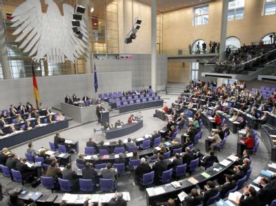 Die Regierungskoalition kann bei der Verabschiedung des neuen Mandats für den Afghanistan-Einsatz mit breiter Unterstützung der Opposition rechnen. (Archivbild) Bundestag