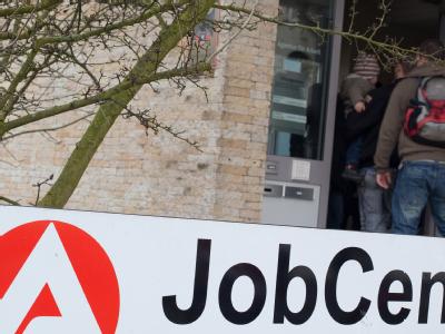 Eingang zum JobCenter der Agentur für Arbeit in Frankfurt (Oder). Jobcenter