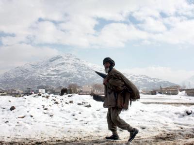 Bei Lawinenabgängen auf dem höchsten Pass Afghanistans sind mindestens 157 Menschen ums Leben gekommen. Tote bei Lawinenunglück in Afghanistan
