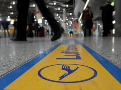 Am ersten Streiktag fallen rund 800 Flüge aus. Pilotenstreik
