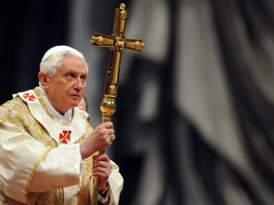 Papst Benedikt XVI. soll Rat geben im Umgang mit den Missbrauchsfällen in der katholischen Kirche. Papst XVI.