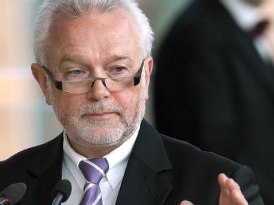 Mit einem Rundumschlag gegen den Koalitionspartner in Berlin und gegen eigene Parteifreunde hat FDP- Bundesvorstandsmitglied Wolfgang Kubicki für Wirbel gesorgt. Wolfgang Kubicki