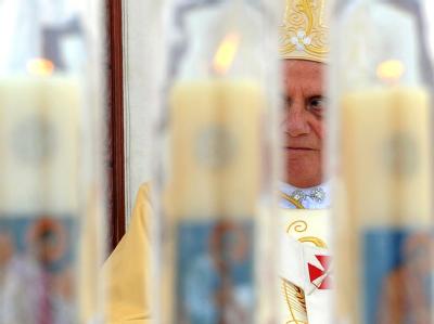 Papst Benedikt hat den Missbrauch von Minderjährigen «aufrichtig bedauert» (Archivbild). Benedikt schweigt