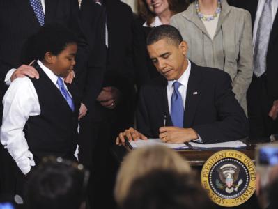 US-Präsident Obama setzt seine Unterschrift unter die Gesundheitsreform. US-Gesundheitsreform