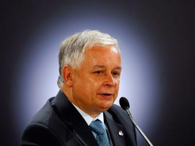 Lech Kaczynski ist auf dem Weg zu einer Gedenkfeier in Russland ums Leben gekomen. Lech Kaczynski tot