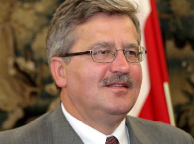 Bronislaw Komorowski hat als Parlamentspräsident die Amtsgeschäfte des Staatschefs Lech Kaczynski übernommen. Parlamentspräsident Komorowski