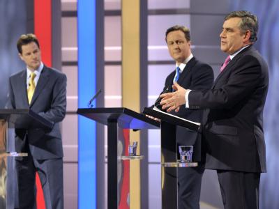 Die Vorsitzenden der britischen Liberalen, der Konservativen und von Labour: Nick Clegg, David Cameron und Gordon Brown. TV-Duell