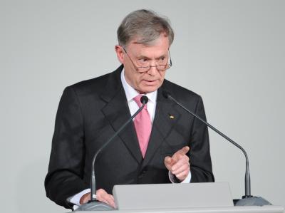 Bundespräsident Horst Köhler zeigte sich über das Flugzeugunglück nahe der libyschen Hauptstadt Tripolis tief bestürzt. (Archiv-Bild) Horst Köhler