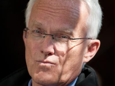 Der nordrhein-westfälische Ministerpräsident und Spitzenkandidat der CDU, Jürgen Rüttgers, während eines Wahlkampfauftritts. Jürgen Rüttgers