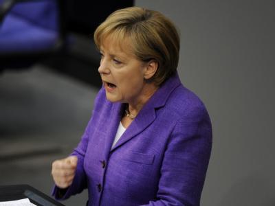 Kanzlerin Angela Merkel sieht Europa vor der größten Bewährungsprobe seit mehr als 50 Jahren. Bundeskanzlerin Angela Merkel