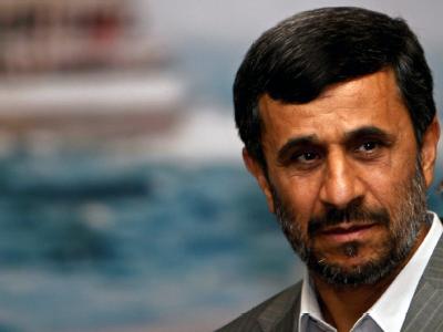 «Wie eine lästige Schmeißfliege» - Irans Präsident Ahmadinedschad findet deutliche Worte für die neue Resolution des Weltsicherheitsrates. Mahmud Ahmadinedschad