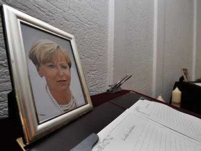 Bankiersfrau Maria Bögerl war Mitte Mai entführt worden - ihre Leiche fand man am 3. Juni. Trauerfeier Maria Bögerl