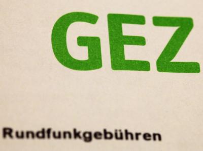 Die Rundfunkkommission der Länder hat sich auf ein neues Modell für die Rundfunkfinanzierung geeinigt. GEZ-Logo