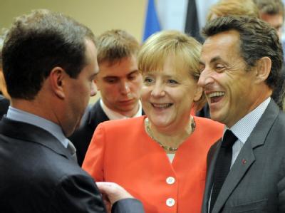 Der russische Präsident Dmitri Medwedew, Bundeskanzlerin Angela Merkel und der französische Präsident Nicolas Sarkozy bei der G20-Sitzung. G20-Gipfel