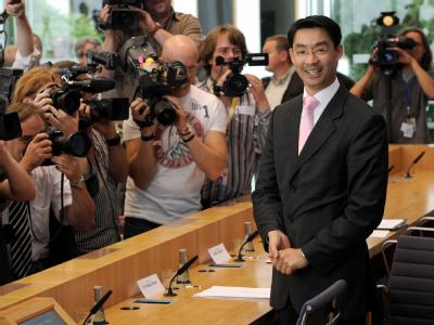 Bundesgesundheitsminister Rösler ist zufrieden: «Das zu erwartende Defizit in Höhe von elf Milliarden Euro für das Jahr 2011 wird ausgeglichen werden.» Philipp Rösler