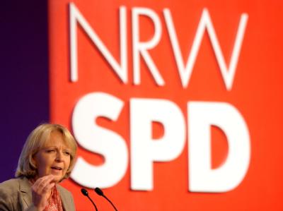 Die Landesvorsitzende der NRW-SPD, Hannelore Kraft spricht auf dem außerordentlichen Landesparteitag in Köln. Landesparteitag SPD